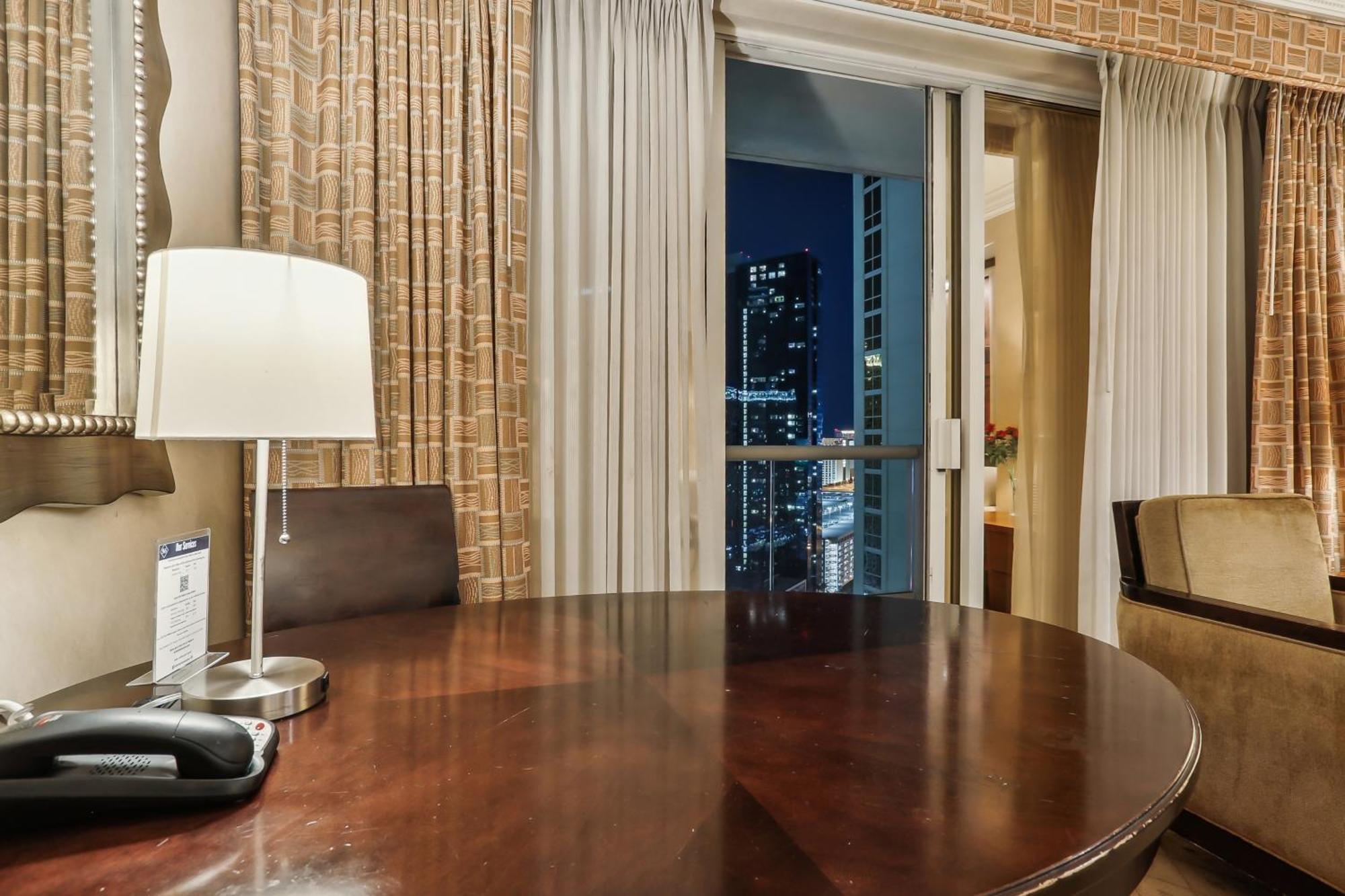 Aparthotel Mgm Signature Deluxe Balcony Strip View *