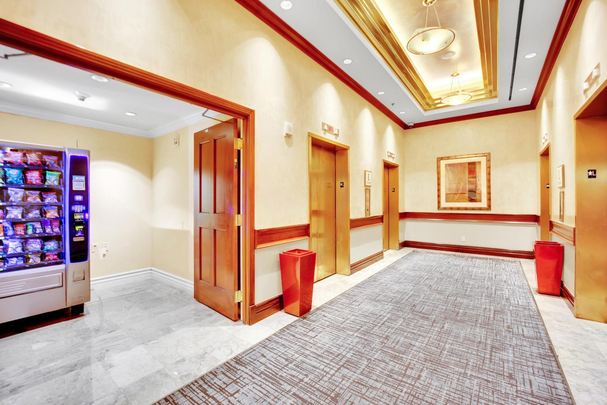 Skyline Serenity Mgm Signature *