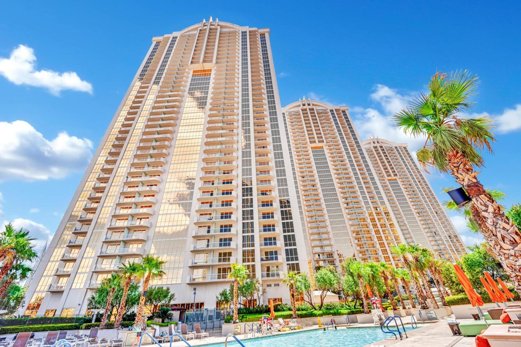 Skyline Serenity Mgm Signature