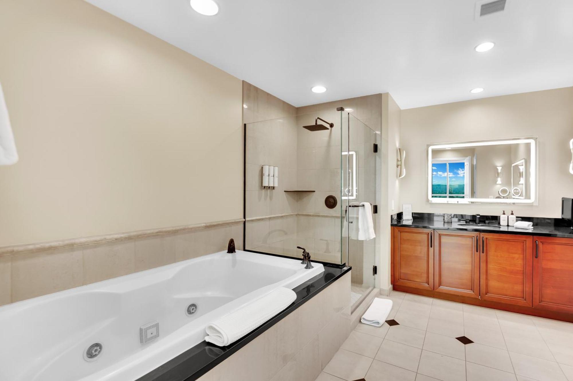 Skyline Serenity Mgm Signature Holiday home Las Vegas