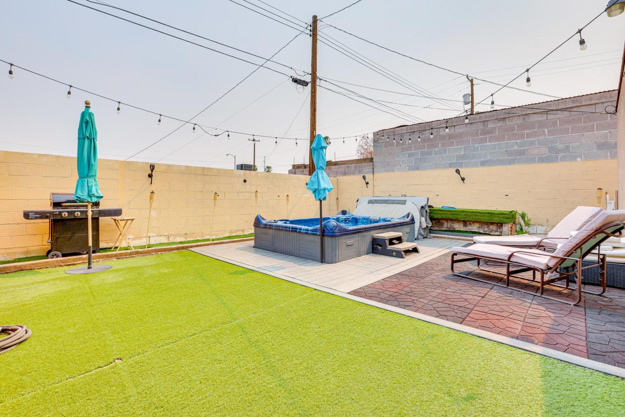 Pet-friendly Near Downtown Henderson Las Vegas