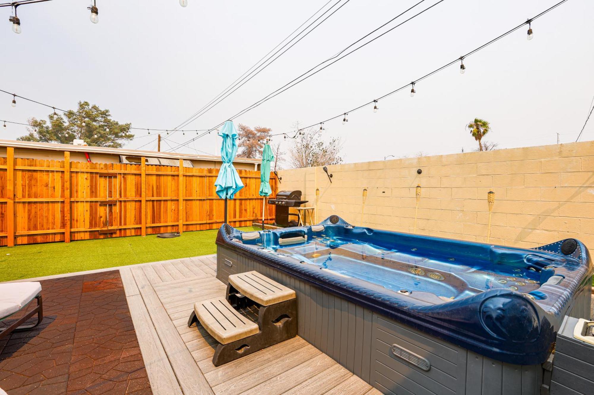 Pet-friendly Near Downtown Henderson