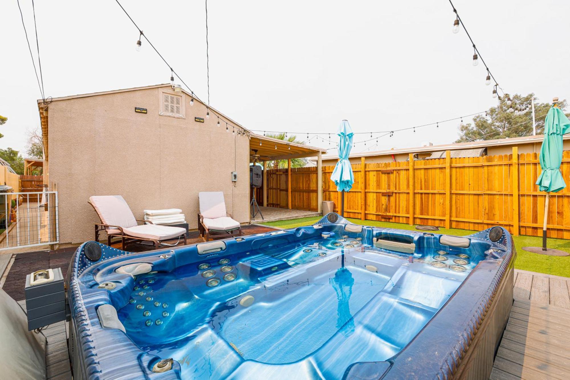 Pet-friendly Near Downtown Henderson * Las Vegas