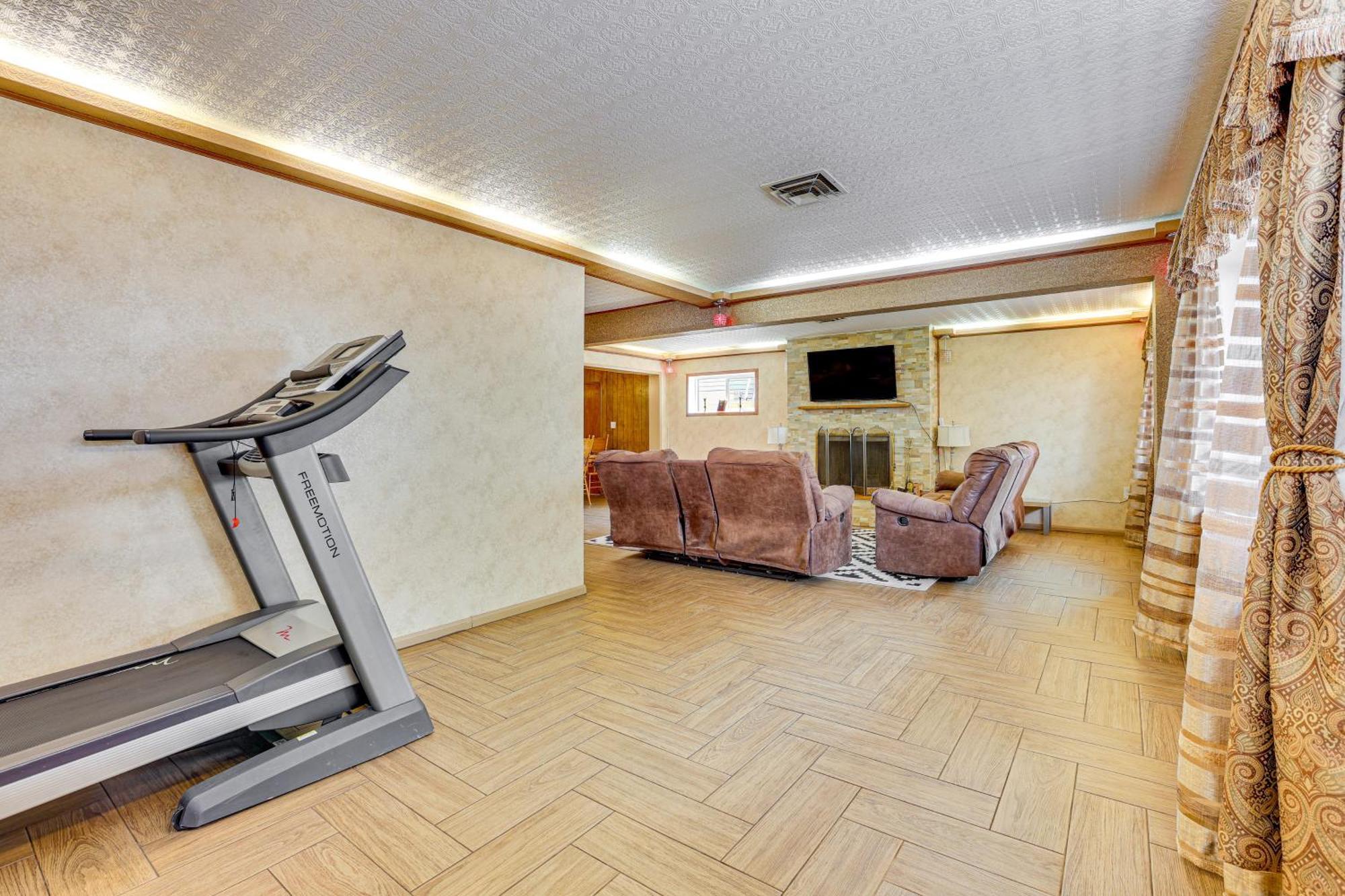 Pet-friendly Near Downtown Henderson * Las Vegas