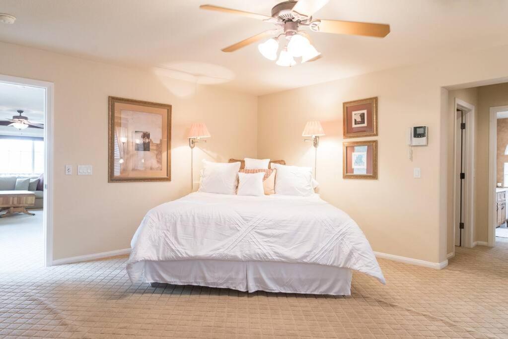 Elegant Beautiful With Pool & Heated Holiday home Las Vegas