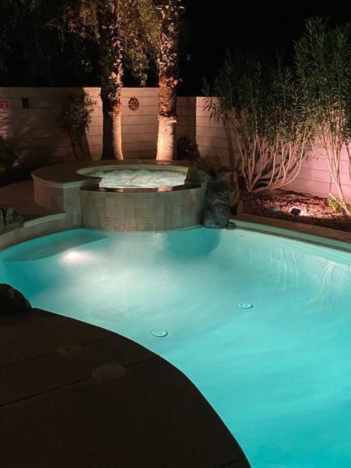Elegant Beautiful With Pool & Heated *