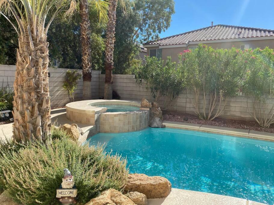 Elegant Beautiful With Pool & Heated