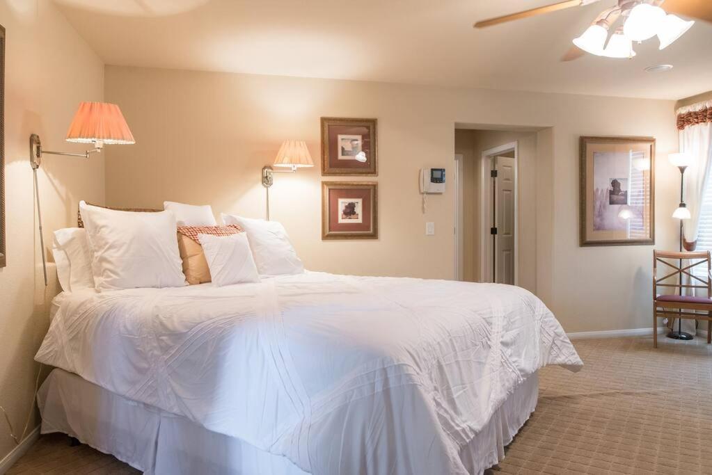 Elegant Beautiful With Pool & Heated Holiday home