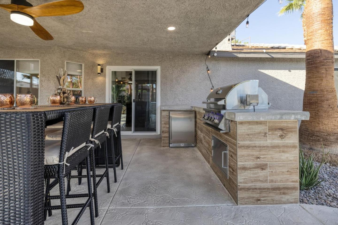 Oasis In The Desert W Heated Pool Fully Renovated Casa de férias Las Vegas