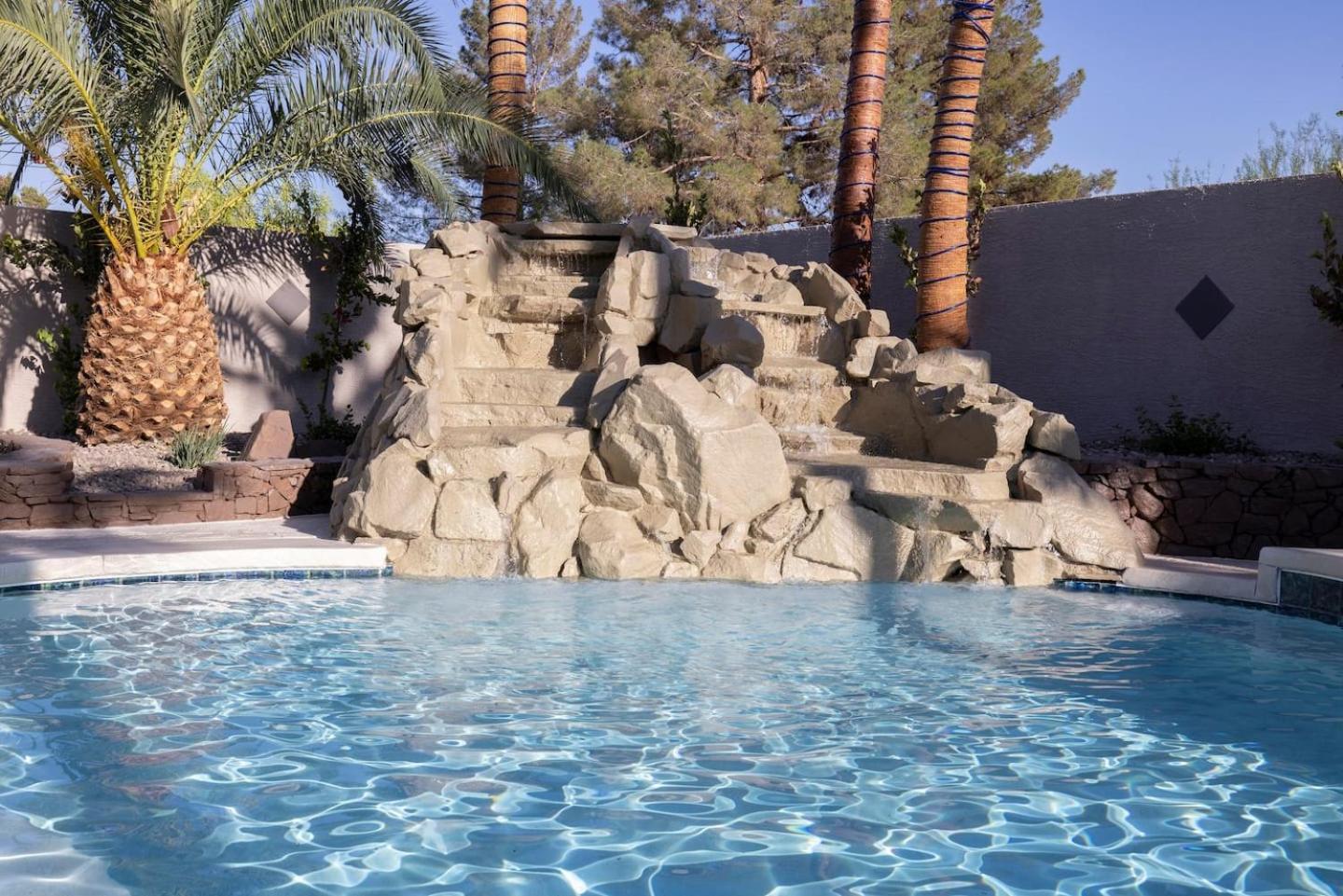 Casa de férias Oasis In The Desert W Heated Pool Fully Renovated Las Vegas