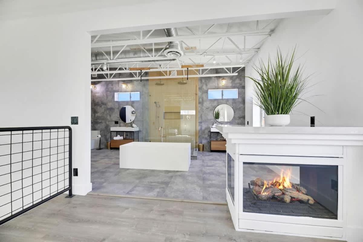 Ultra Luxe Loft 15min To Strip With Heated Pool Las Vegas