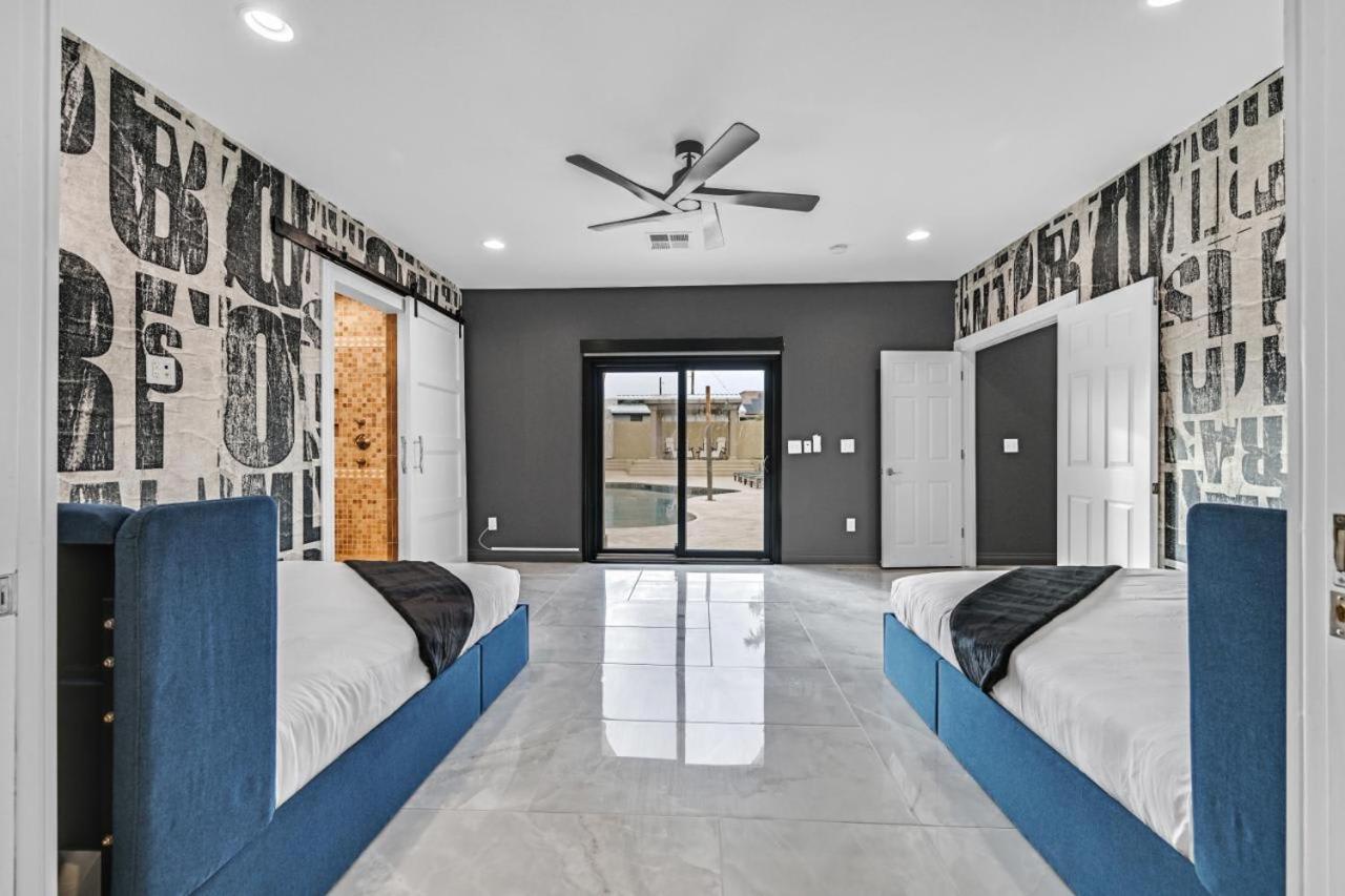 Casa de férias New Luxurious 6br Near Lv Strip W Pool & *