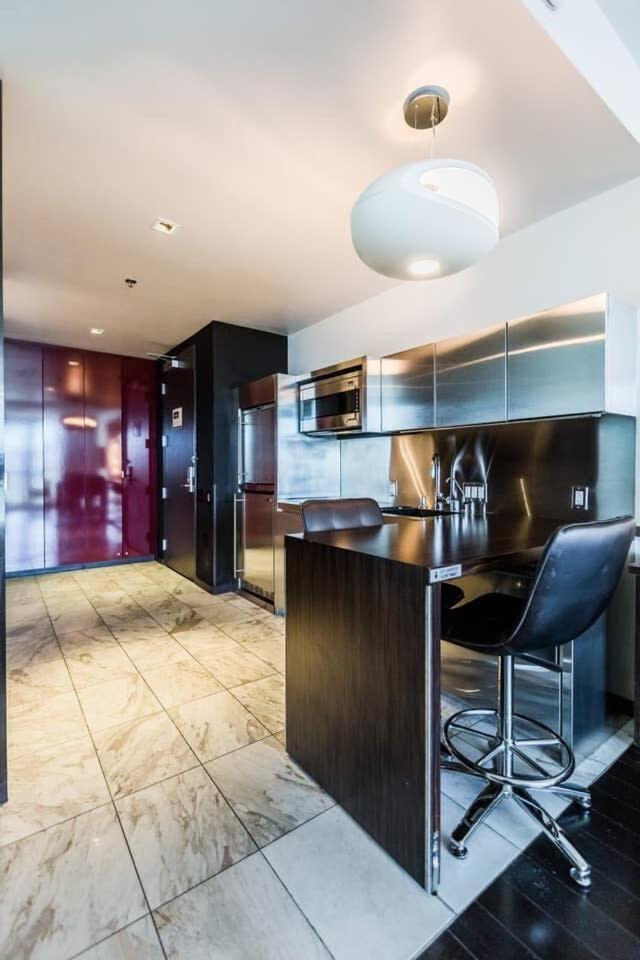 Stunning Strip View Studio W Balcony Access 35308 Las Vegas