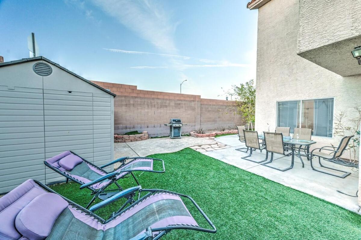 Vegas Vibes 4br With Poolspa, Perfect For Groups Holiday home Las Vegas