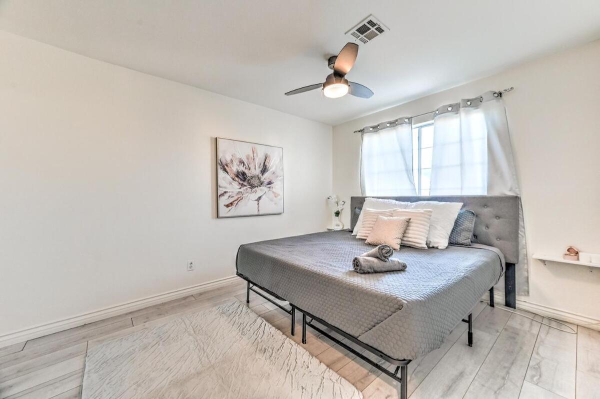 Holiday home Vegas Vibes 4br With Poolspa, Perfect For Groups
