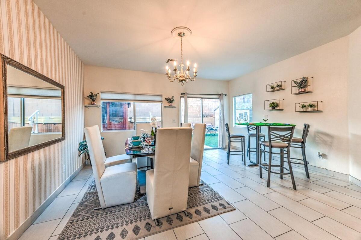 Holiday home Vegas Vibes 4br With Poolspa, Perfect For Groups Las Vegas