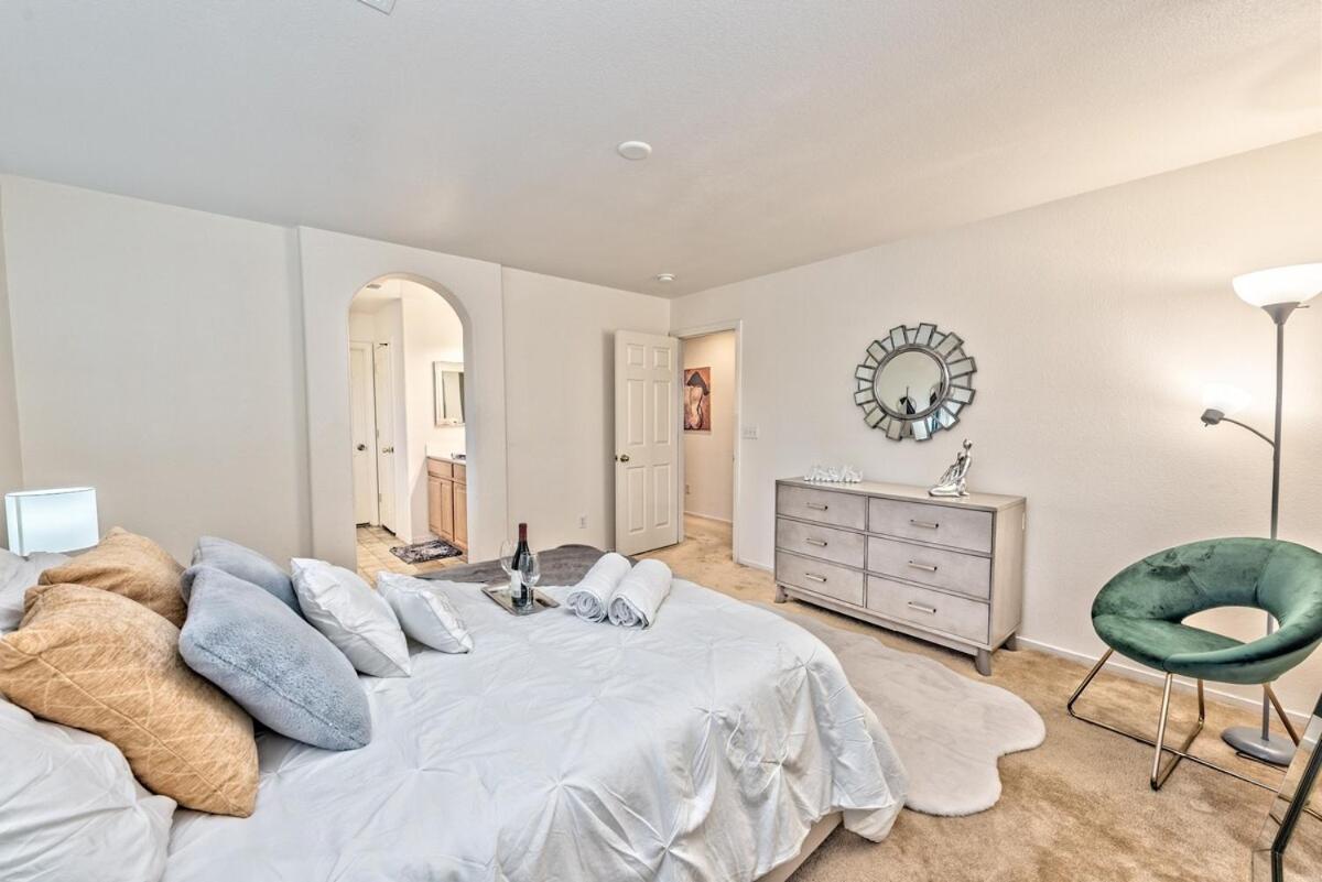 Rose Modern 3bd, W Everything Need * Las Vegas