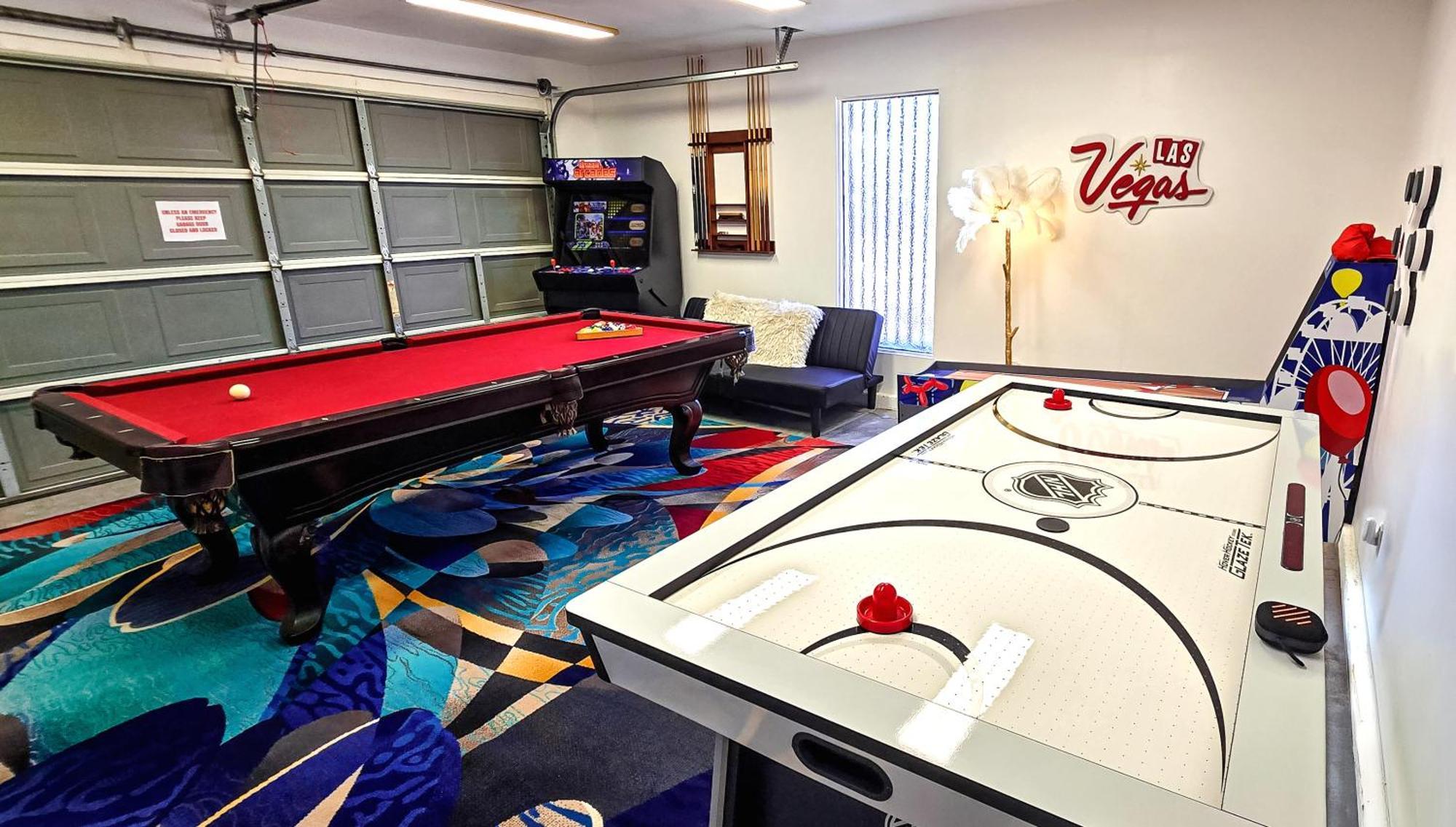5 Min To The Strip Hot Tub Sleeps 7 Game & Casa de férias *