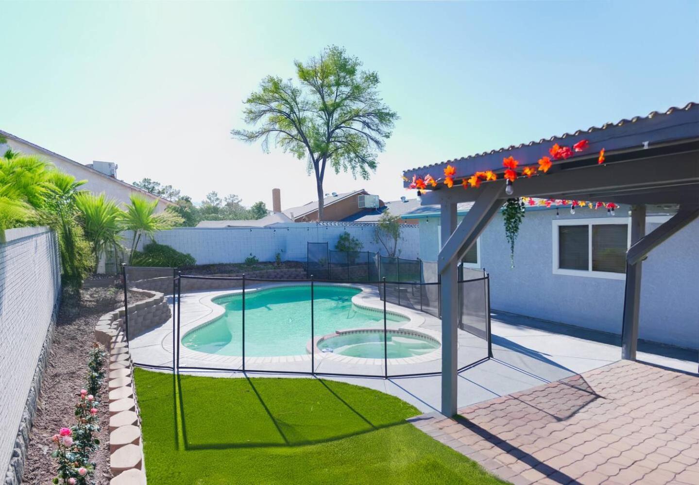 Holiday home Vacationhome - Privatepool Gardenyard *