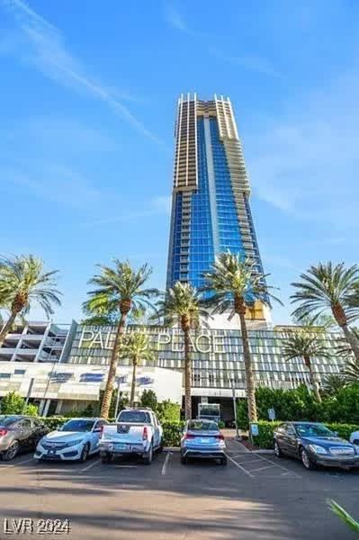 Incredible Penthouse Strip Views Balcony Access Casa de férias *