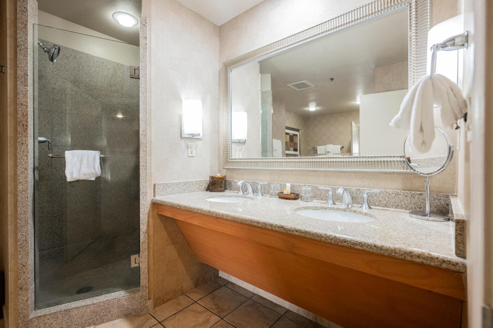 Apartment Stripviewsuites At Platinum *