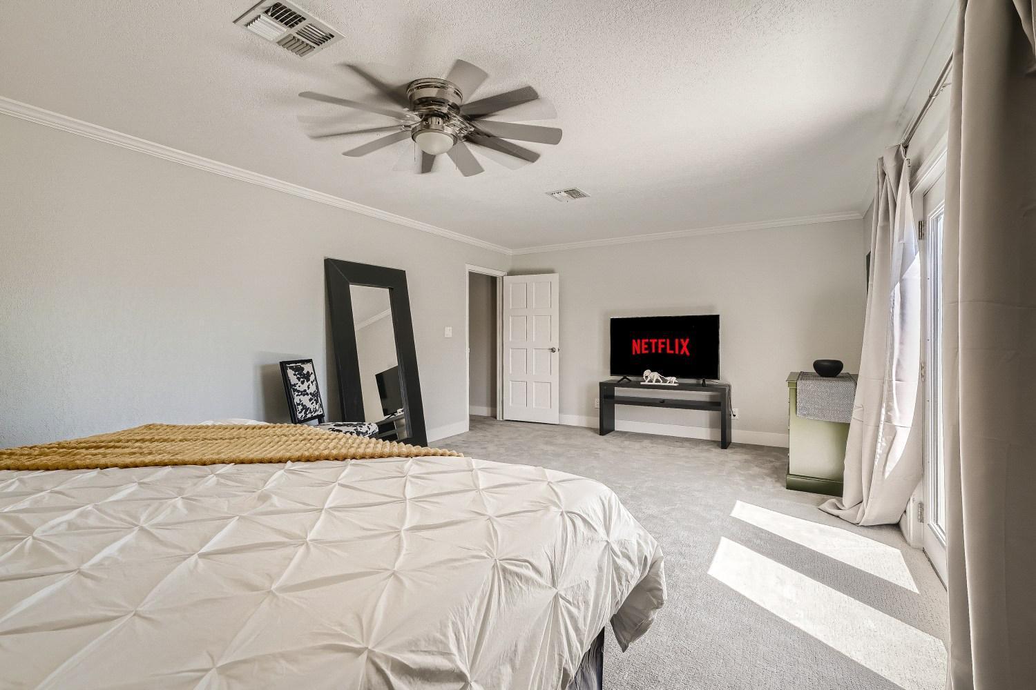 Lux Life! Location For Business Or Play! * Las Vegas