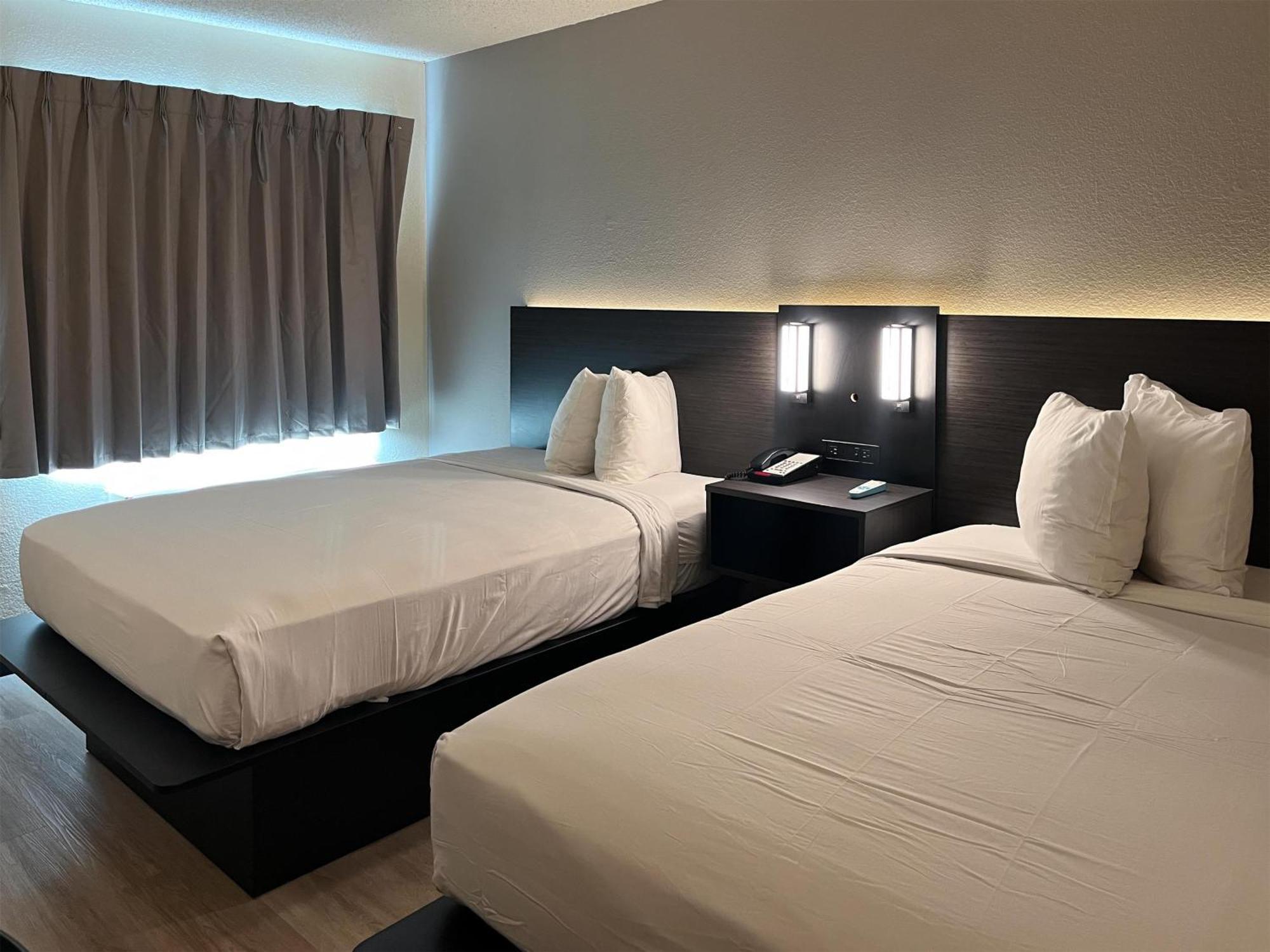 Motel 6 Vegas, Nv - Strip Hotel 2*