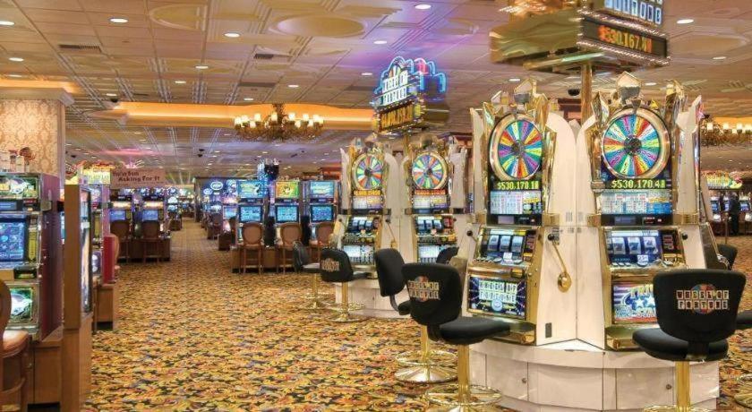 Gold Coast And Casino Resort 3*
