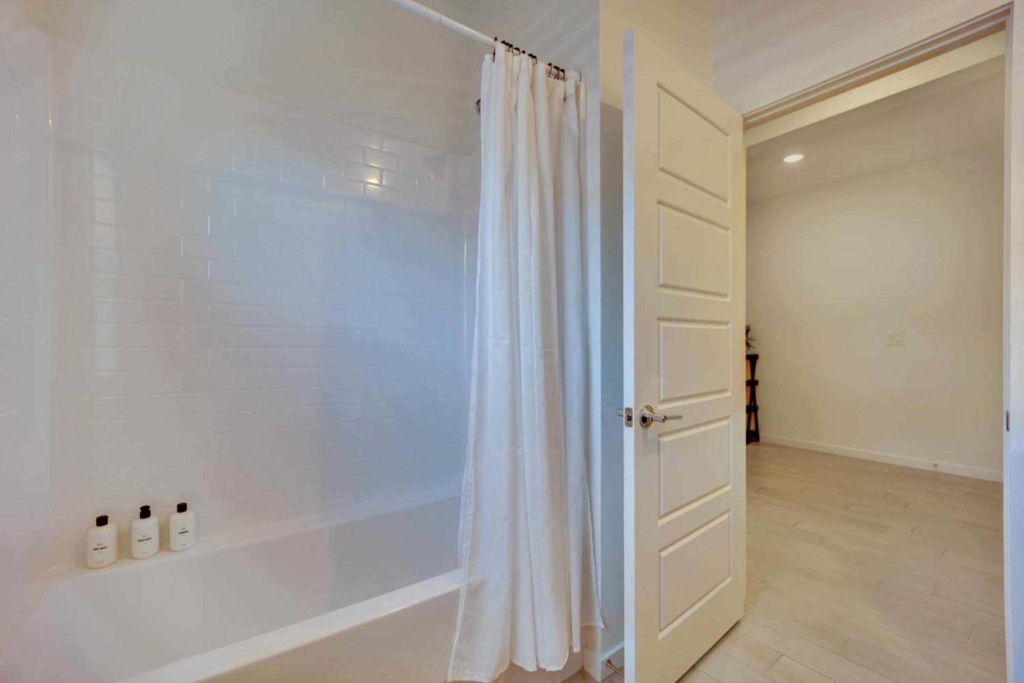 Holiday home Casa Niva A Contemporary Oasis In The Heart Of Vegas *