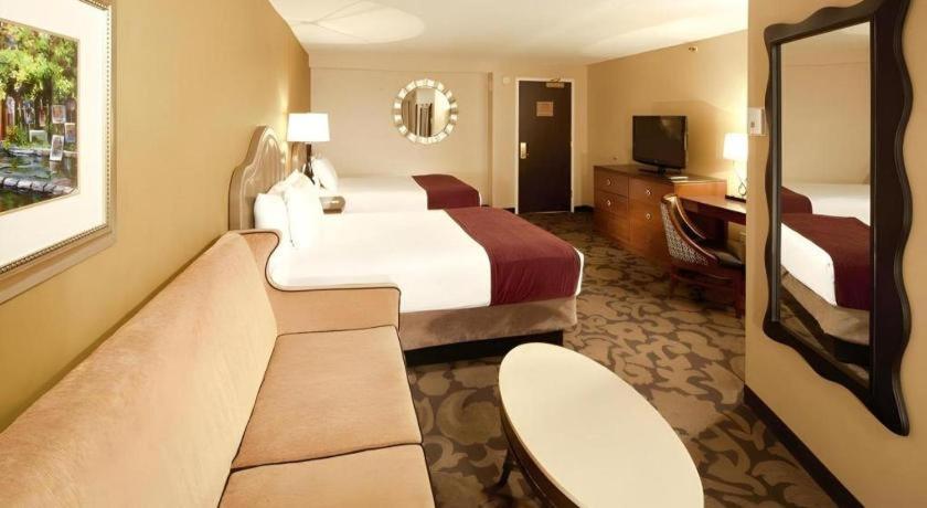 Orleans And Casino 3*