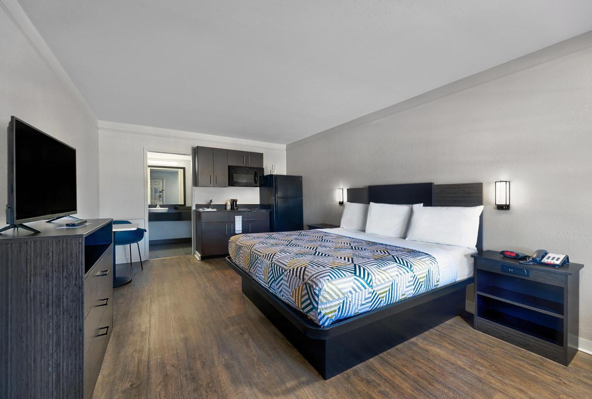 6 North Vegas, Nv Hotel