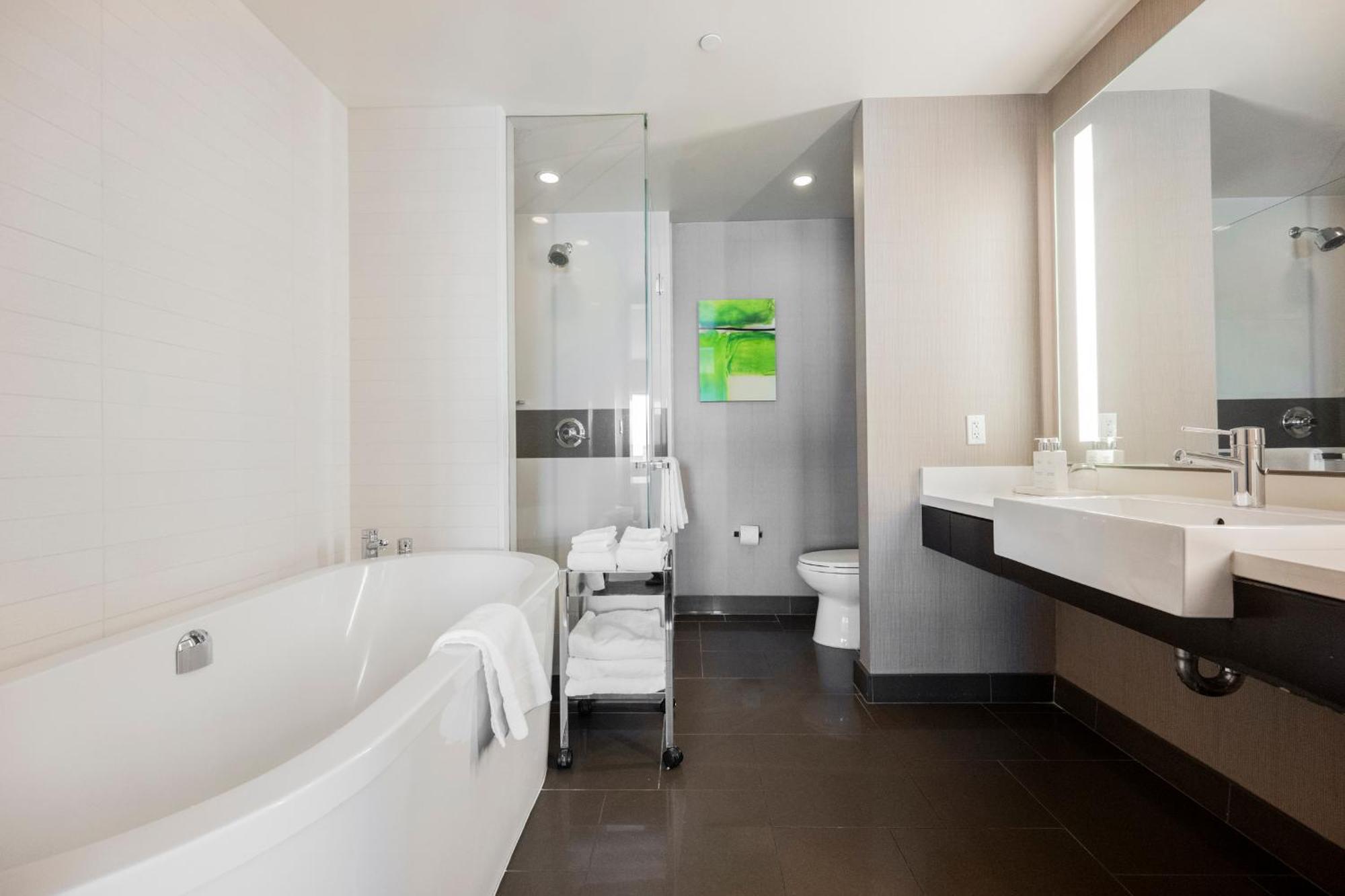 Stripviewsuites At Vdara