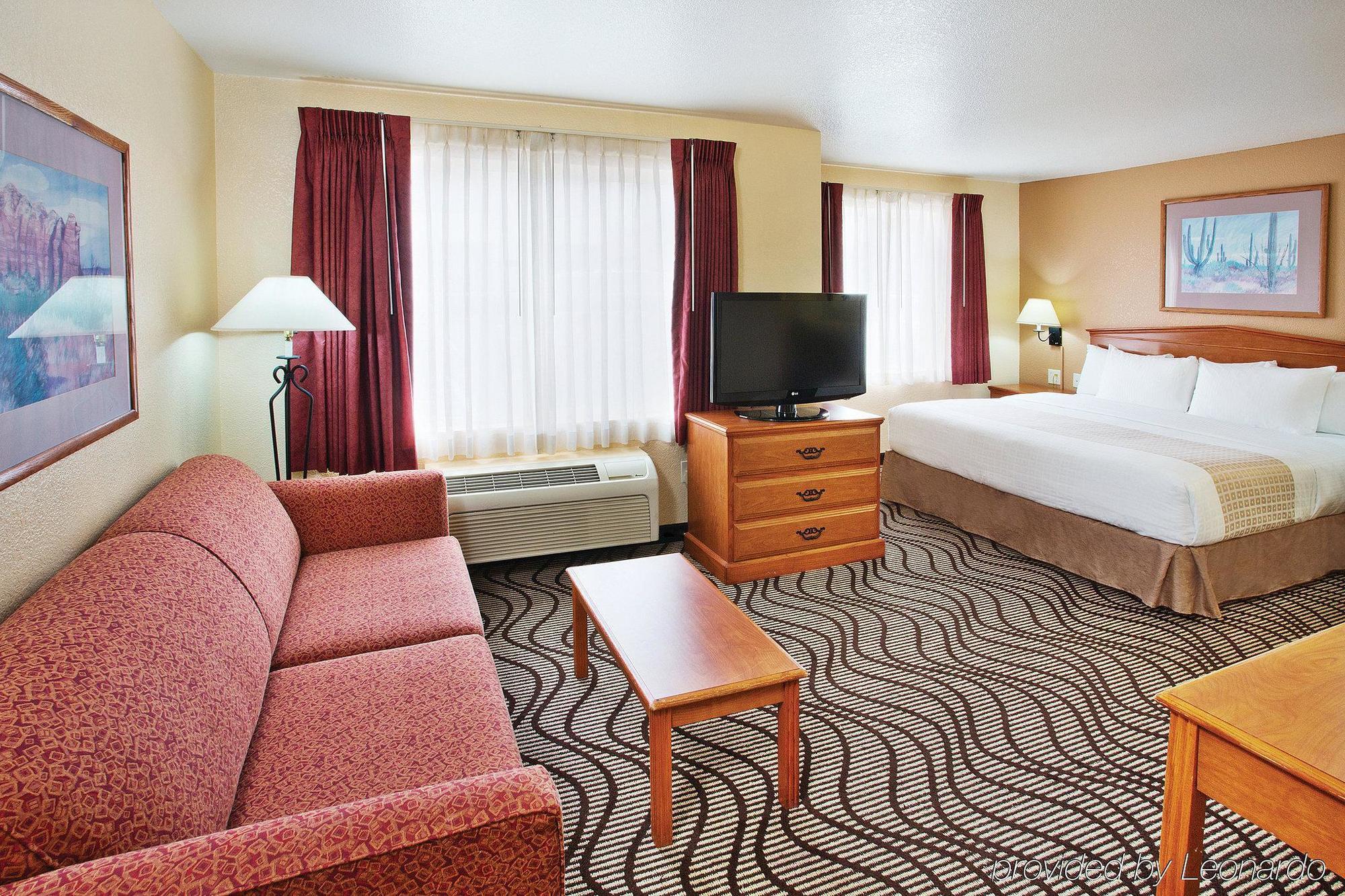 La Quinta By Wyndham Vegas Redrock/summerlin Hotel