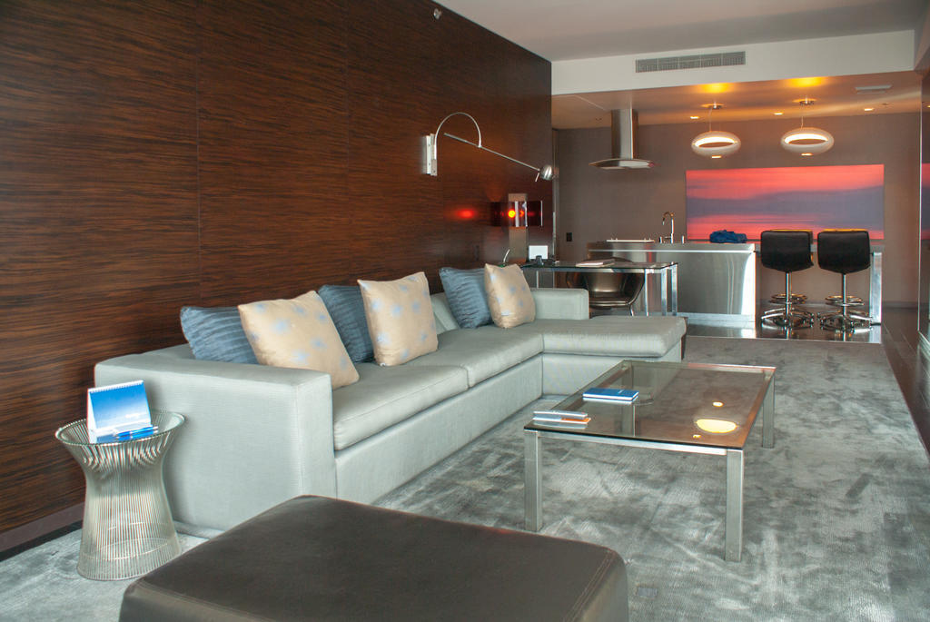 Palms Place And