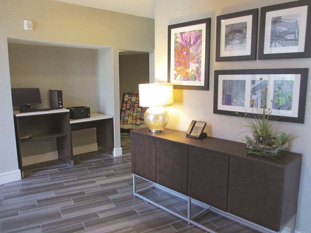 La Quinta By Wyndham Vegas Summerlin Tech Las Vegas