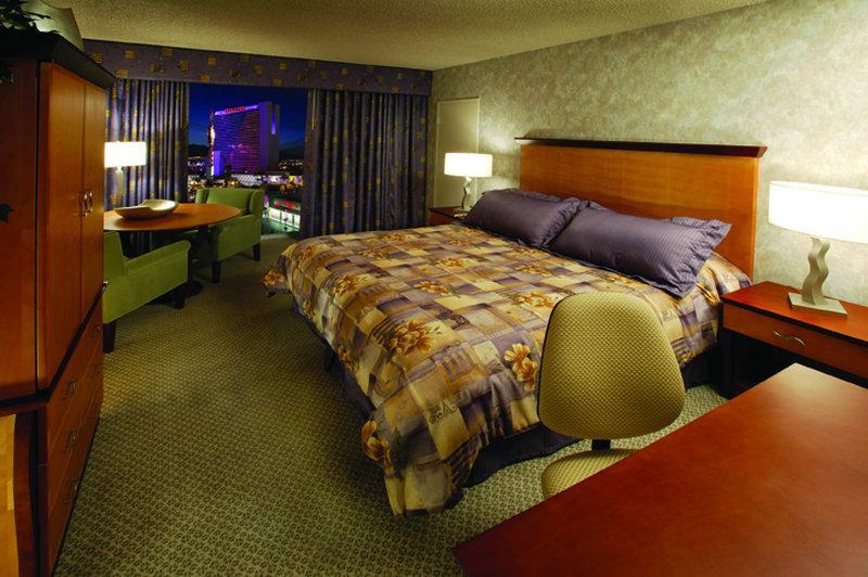 Royal Hotel 3*