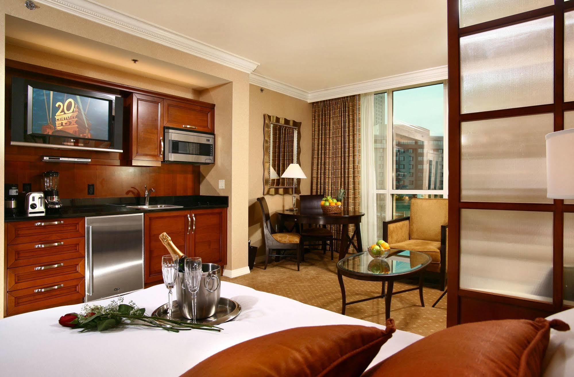 Luxury International At The Signature 4* Las Vegas