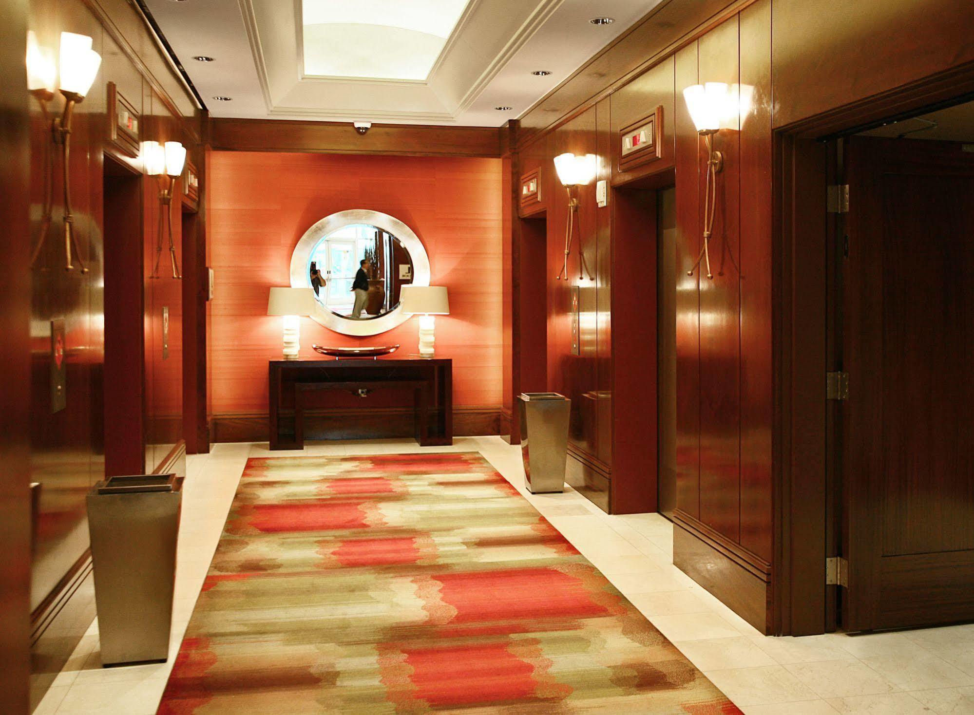 Aparthotel Luxury International At The Signature 4*