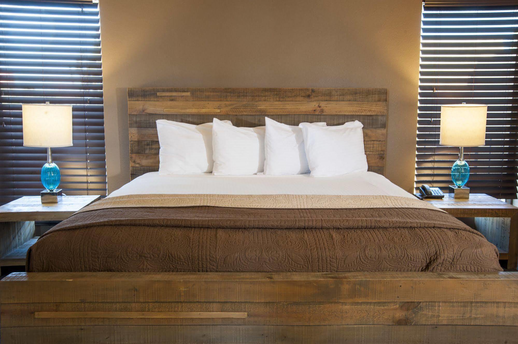 Thunderbird Boutique (adults Only) Las Vegas