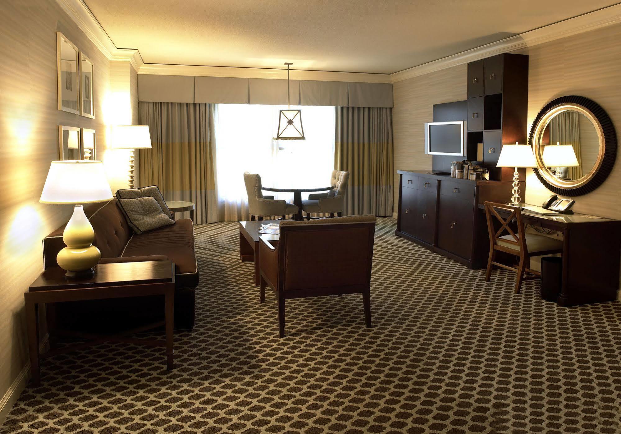 Anthology And At Caesars Palace 5*