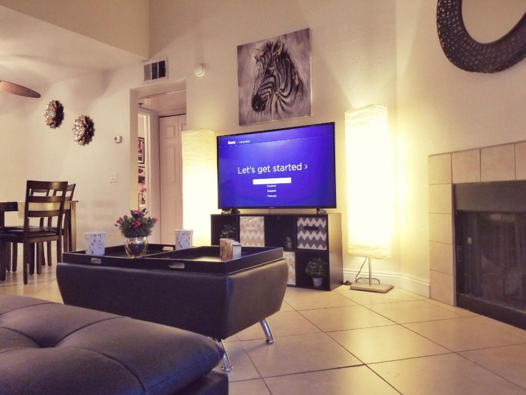 Lovely Condo! Walking Distance To The Strip With Pool And Apartamento Las Vegas