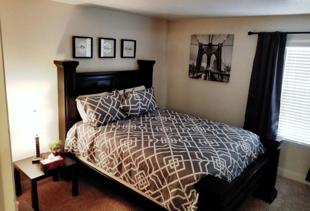 Apartamento Lovely Condo! Walking Distance To The Strip With Pool And *