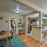 Vintage Downtown Vegas Retreat Less Than 3 Mi To Strip!