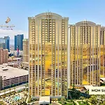 Amalz 2 Bedroom 3 Bathroom Balcony Suites At Mgm Signature !