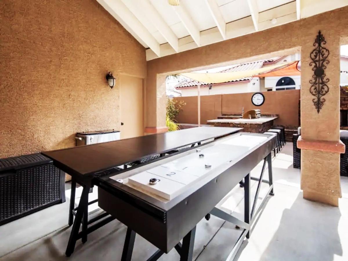 Ultimate Vacation: A Luxurious Oasis With A Pool! Casa de férias Las Vegas