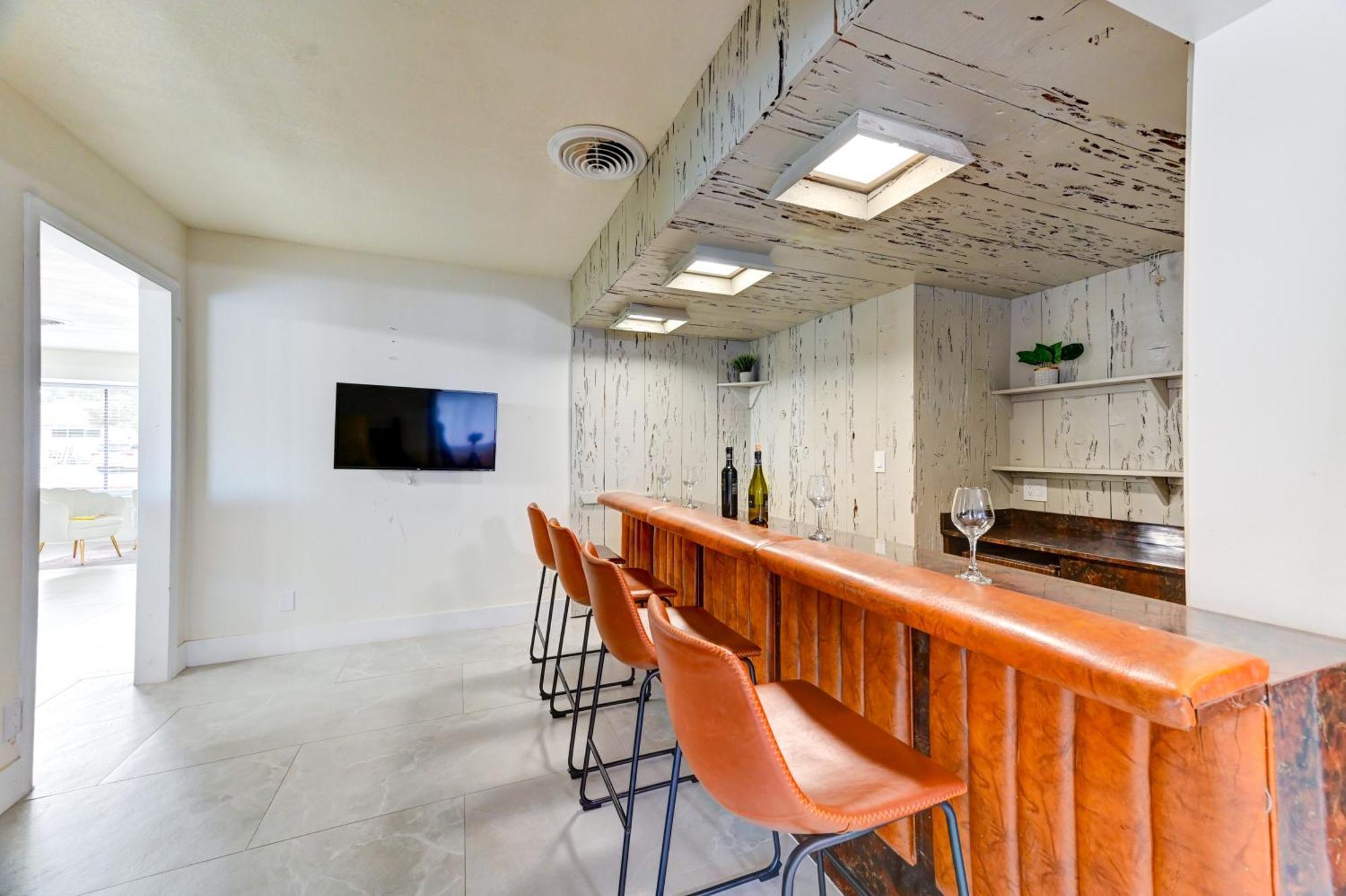 Pousada Paradise-luxury 5bd Retreat Perfect For Groups & Families Las Vegas