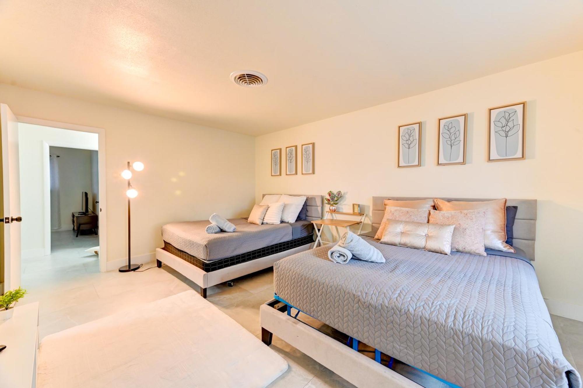 Paradise-luxury 5bd Retreat Perfect For Groups & Families Pousada Las Vegas
