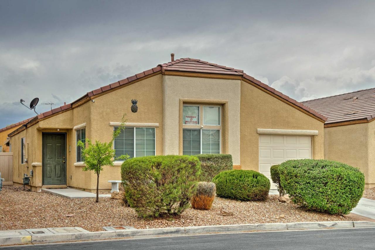 Gated Community With Patio, 9 Mi To Vegas Strip Holiday home *