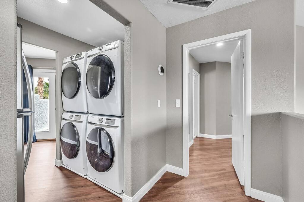 Grand Casa 7 Bdr/4 Ba 15 Beds Sleeps Up To 24 * Las Vegas